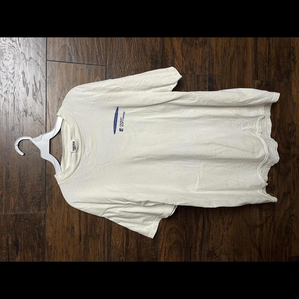 Vtg Tech Tee Quest Software Output Management Tea… - image 1